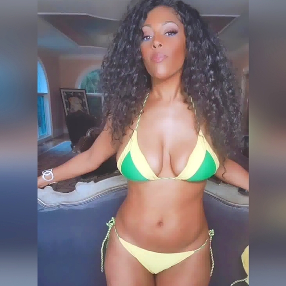 Stasia I C U: Colorblock String Bikinis with Matching Sarong - Picture 6 of 14